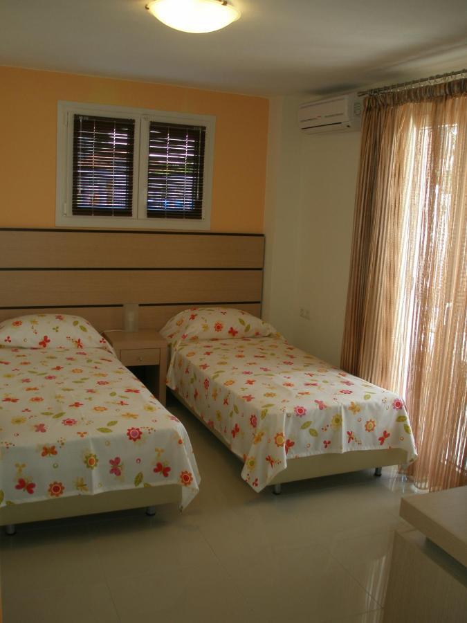 Rainbow Resort Paralía Dış mekan fotoğraf