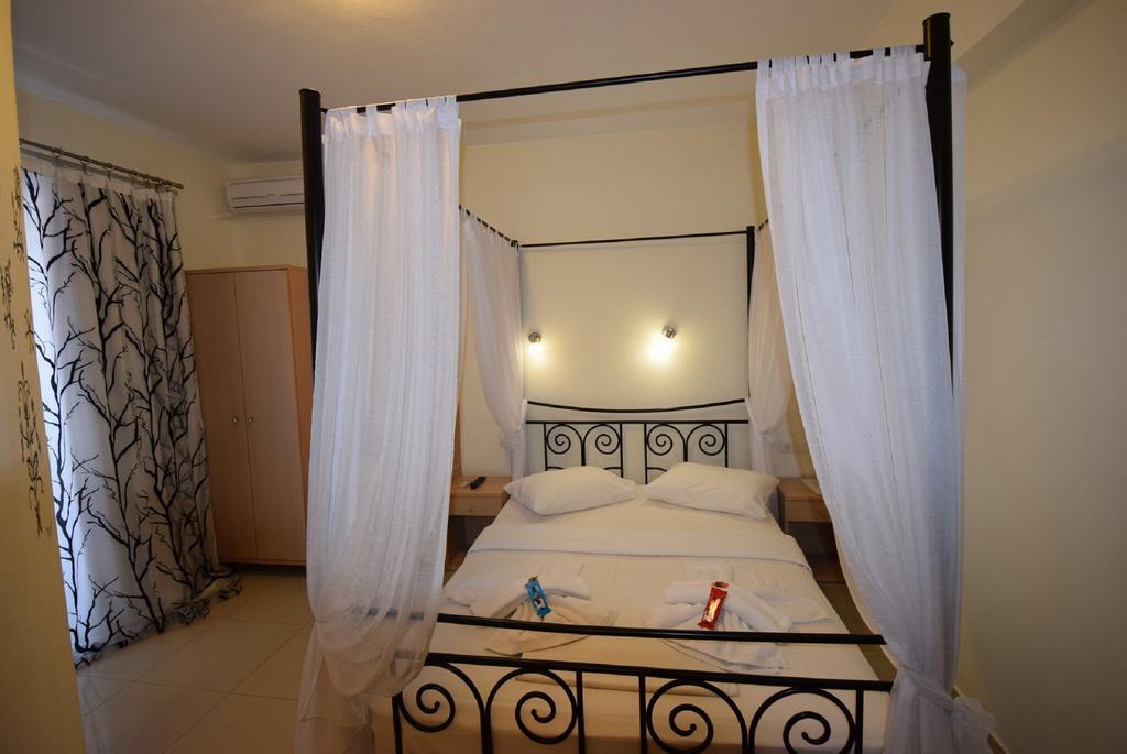 Rainbow Resort Paralía Dış mekan fotoğraf
