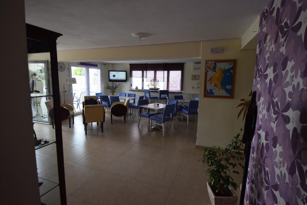 Rainbow Resort Paralía Dış mekan fotoğraf
