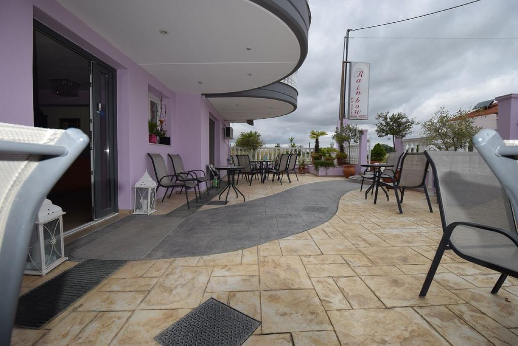 Rainbow Resort Paralía Dış mekan fotoğraf